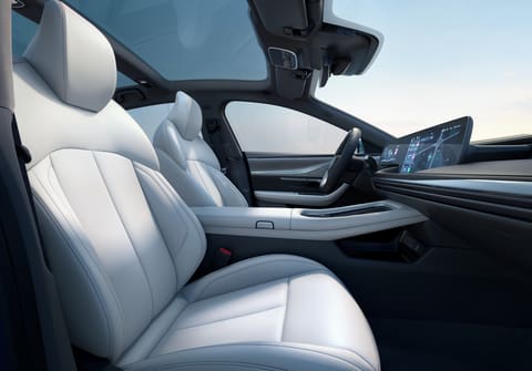 Xpeng launches P7i sports saloon in China