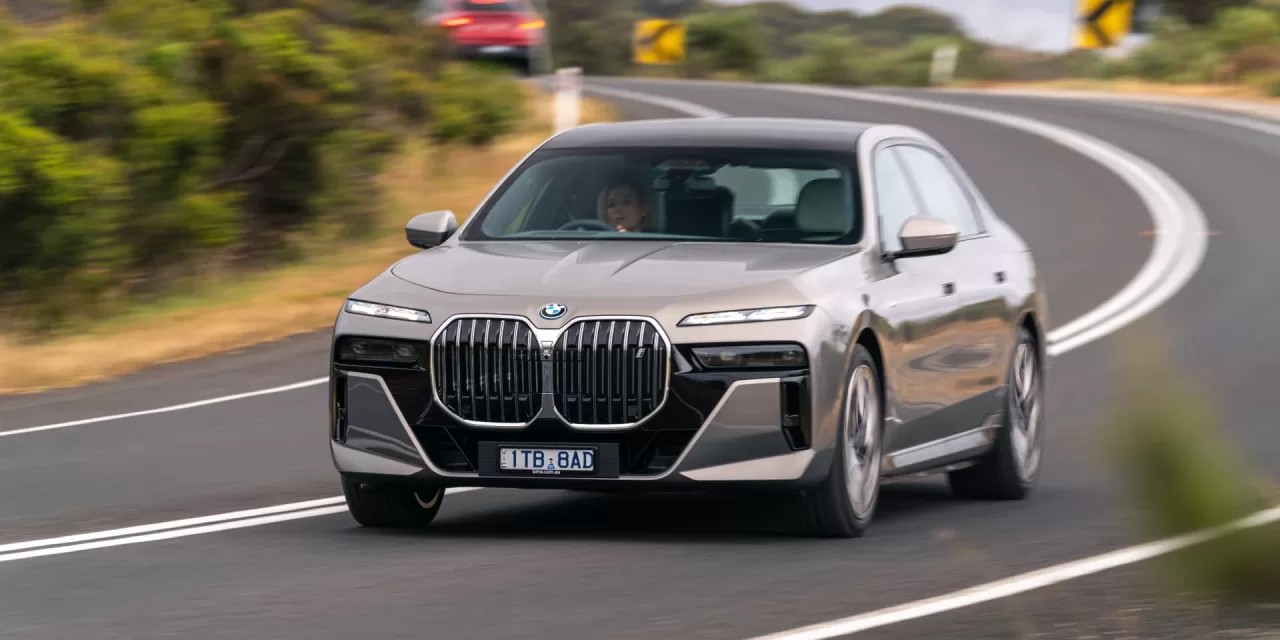 2023 BMW i7 xDrive 60 review