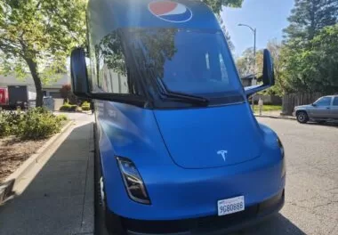 A rare glimpse inside Tesla Semi reveals the future of trucking